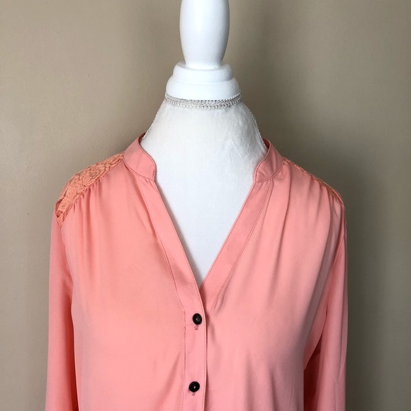 Xhilaration Peach Lace Back Blouse - Picture 5 of 8